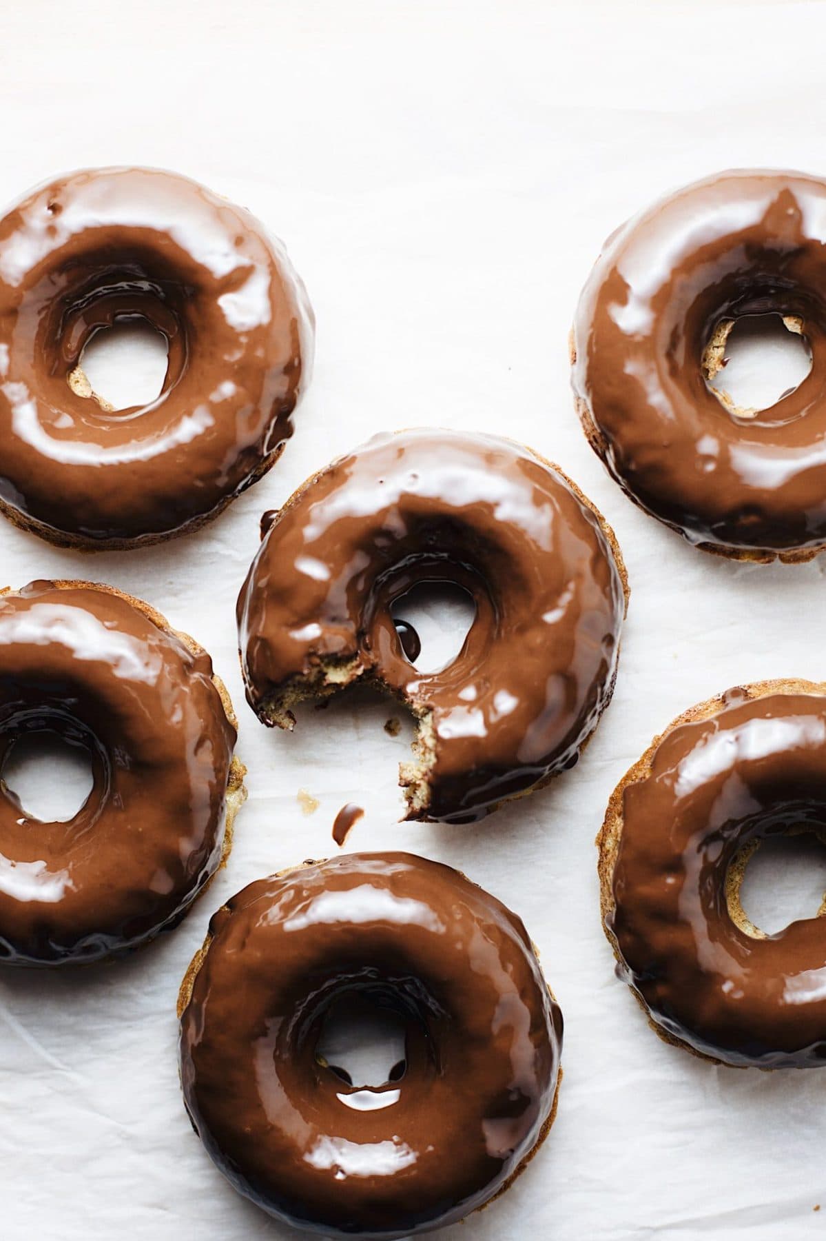 Easy Cake Mix Donuts {BAKED} - Mama Loves Food