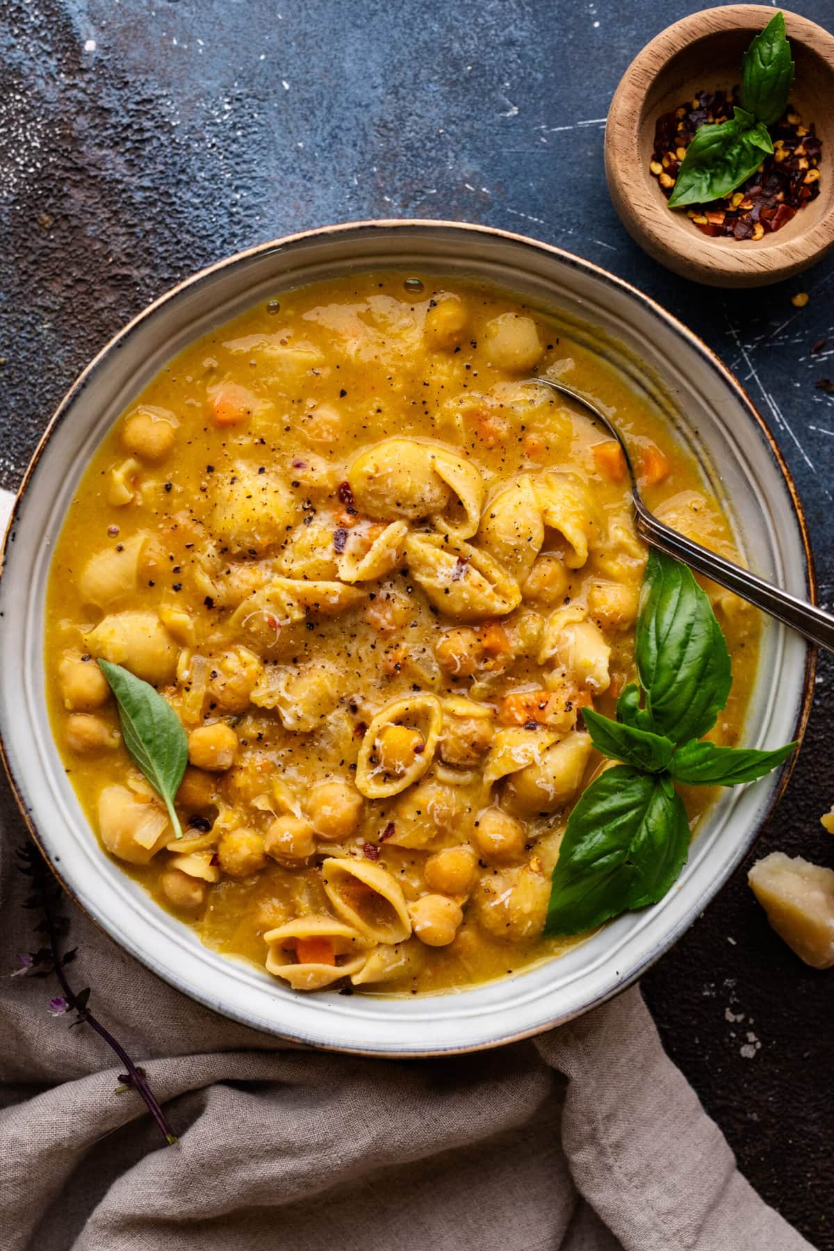 Chickpeas Pasta This Vegetarian One Pot Pasta And Chickpea Dish Is A