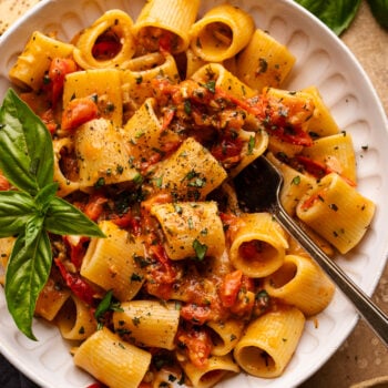 20-Minute Cherry Tomato Pasta
